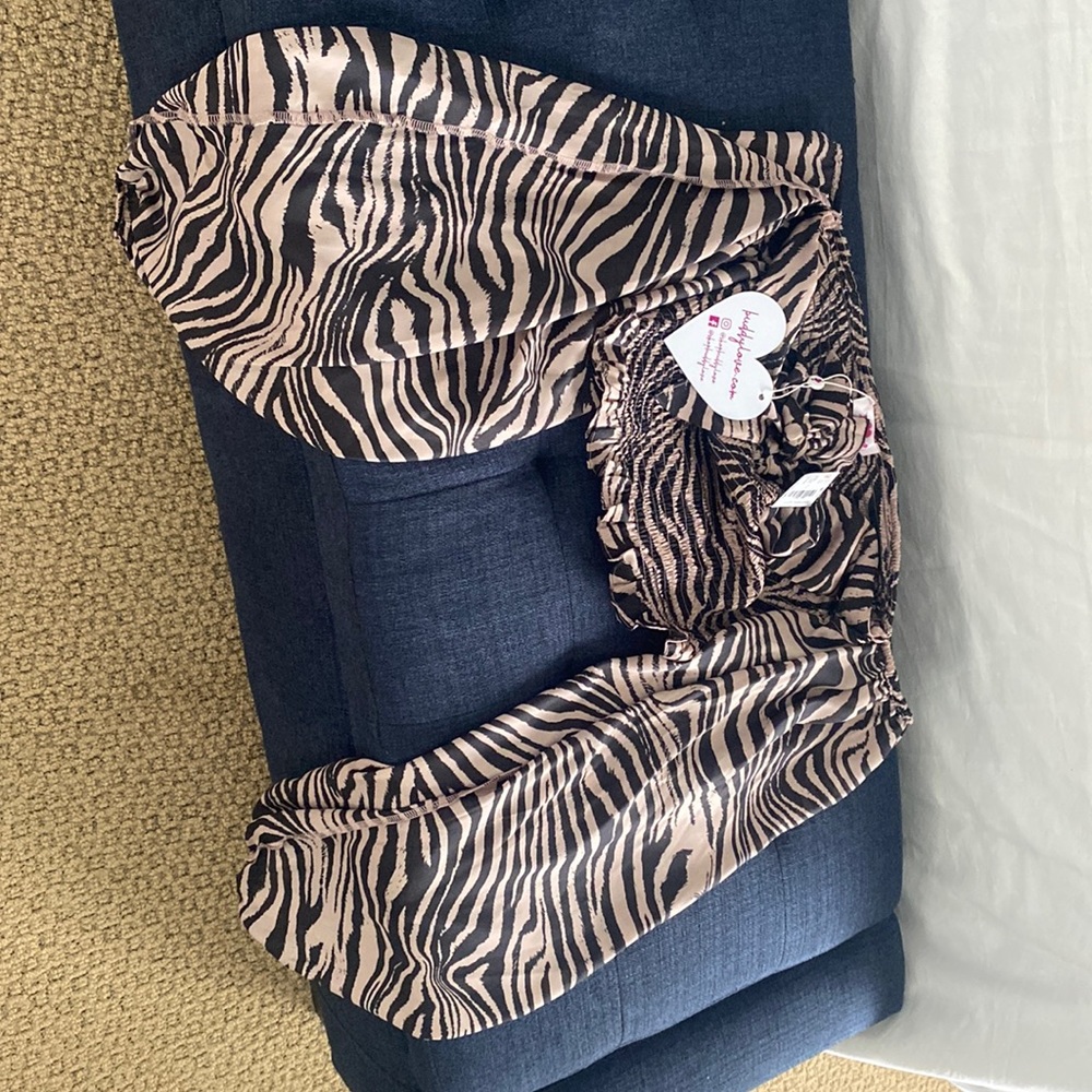 south moon crop top/blouse, brand new